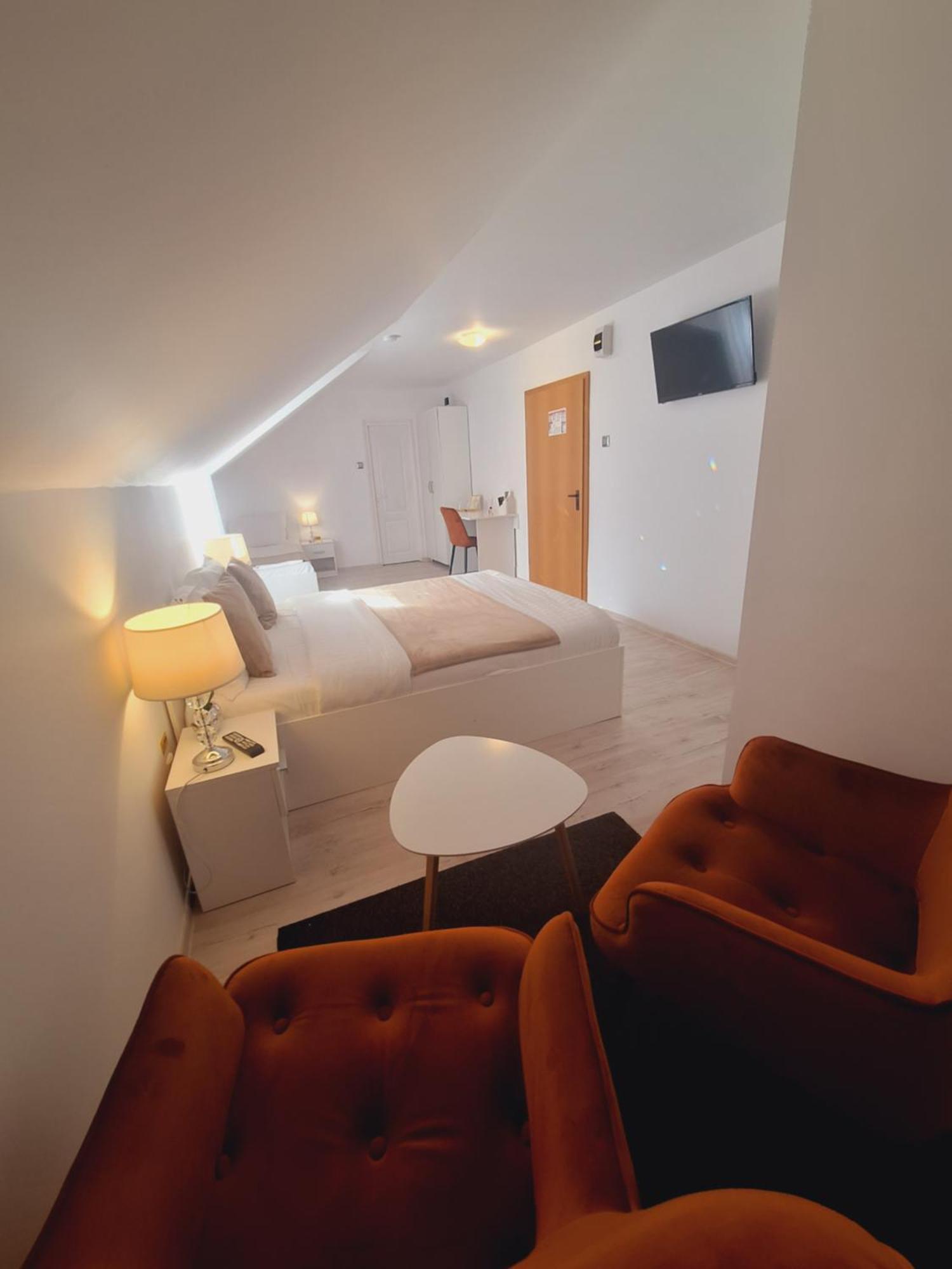 Pensiunea Tinelu Brasov Săcele 部屋 写真